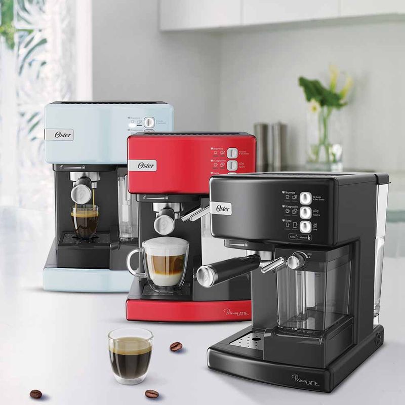 Cafetera automática de espresso roja Oster® PrimaLatte