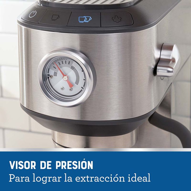 Cafetera compacta de espresso Oster® BVSTEM7200