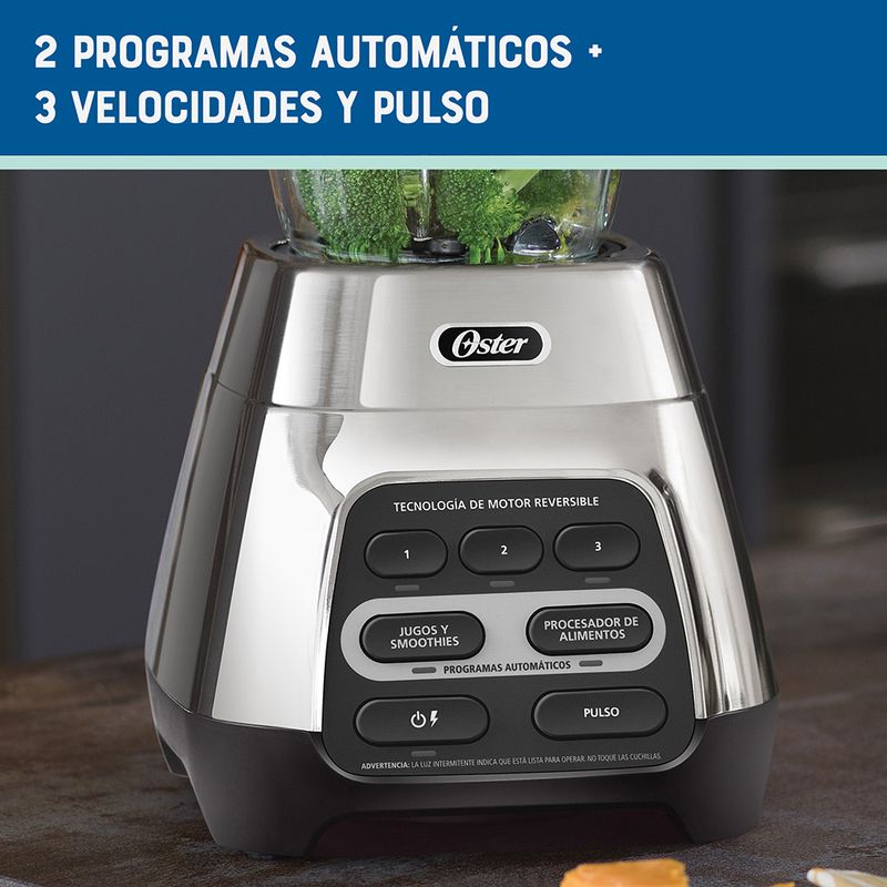 Kit Licuadora con programas automáticos, tecnología reversible y vaso  Blend-N-Go BLSTPYG1310RBG, Batidora de mano y pedestal FPSTHS3612 Oster®