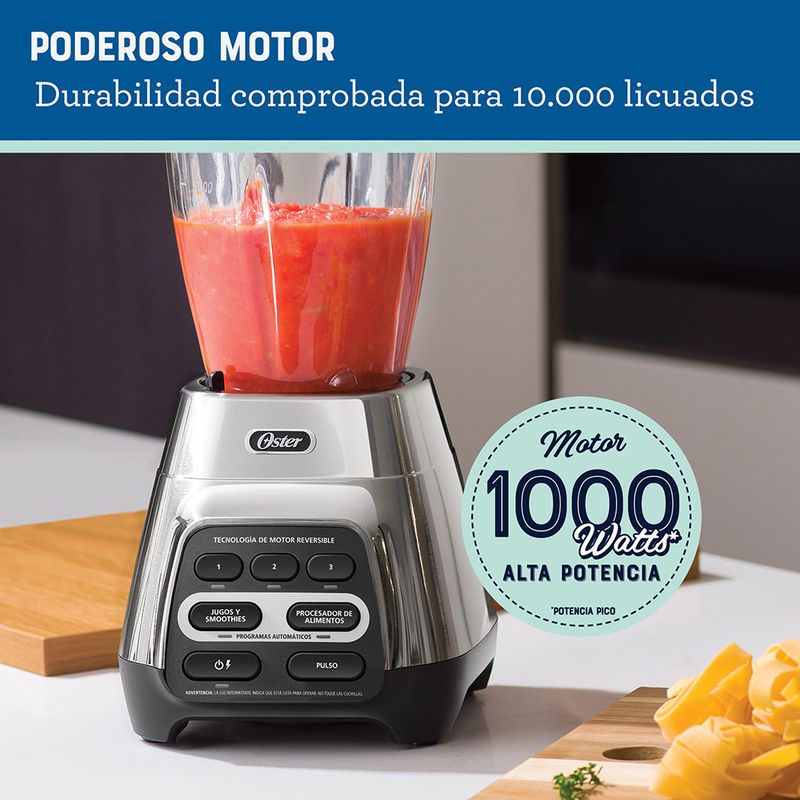 Kit Licuadora con programas automáticos, tecnología reversible y vaso  Blend-N-Go BLSTPYG1310RBG, Batidora de mano y pedestal FPSTHS3612 Oster®